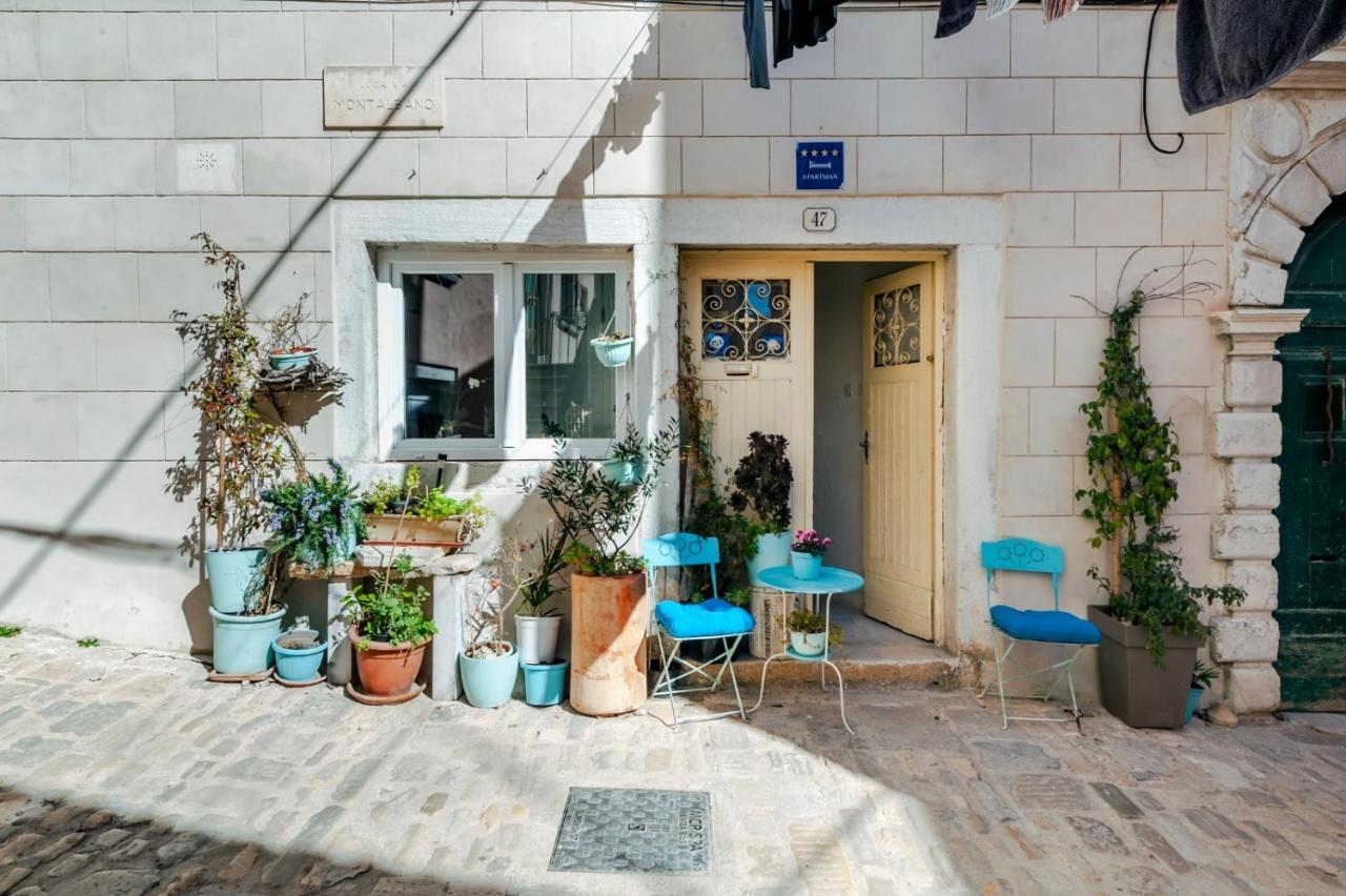Apartments Casa Ivona Ρόβινι Εξωτερικό φωτογραφία