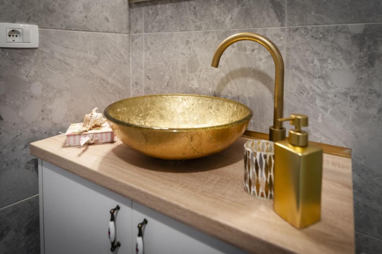Apartments Casa Ivona Ρόβινι Εξωτερικό φωτογραφία