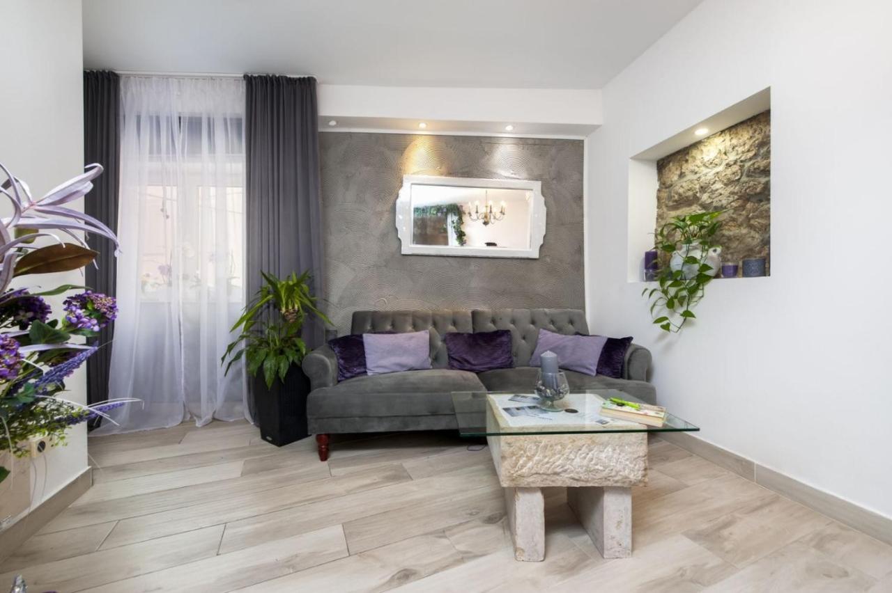 Apartments Casa Ivona Ρόβινι Εξωτερικό φωτογραφία