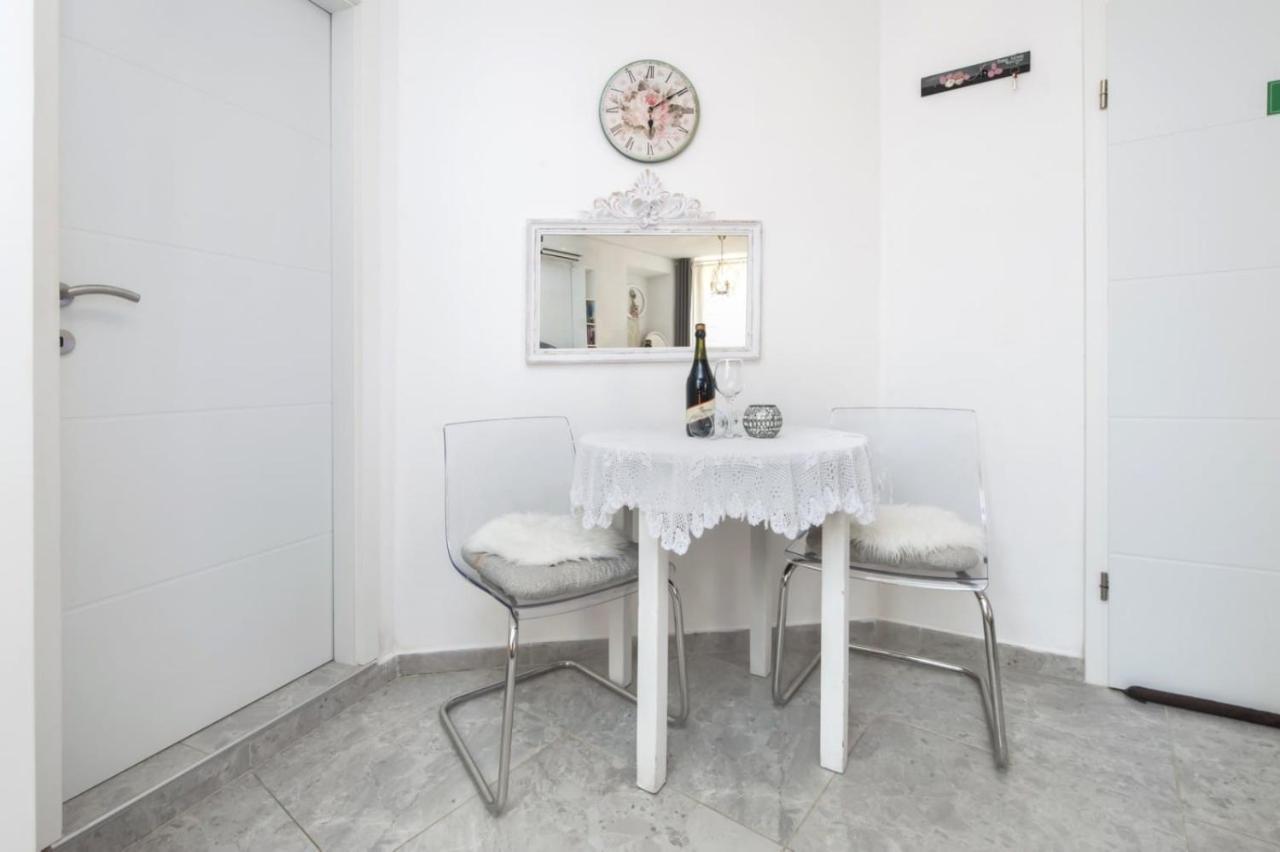 Apartments Casa Ivona Ρόβινι Εξωτερικό φωτογραφία