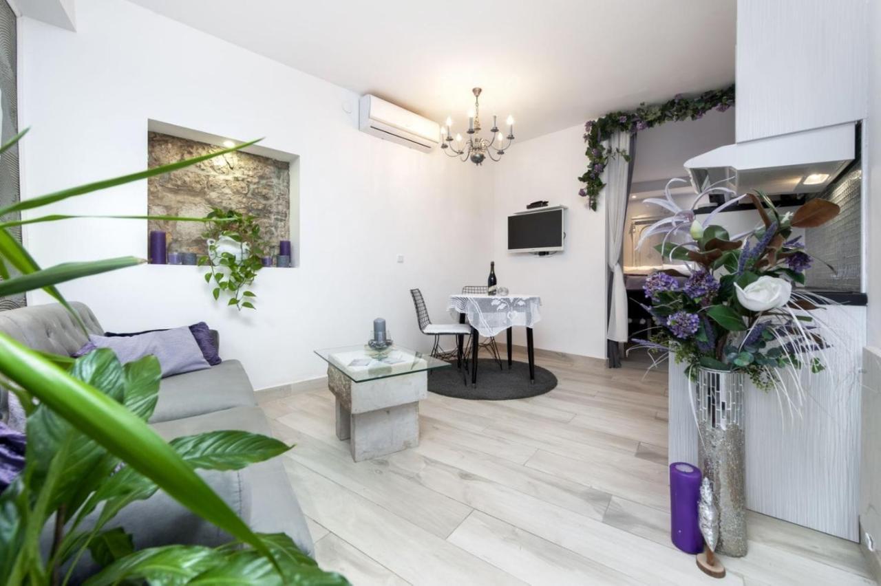 Apartments Casa Ivona Ρόβινι Εξωτερικό φωτογραφία