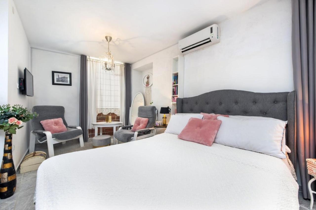 Apartments Casa Ivona Ρόβινι Εξωτερικό φωτογραφία